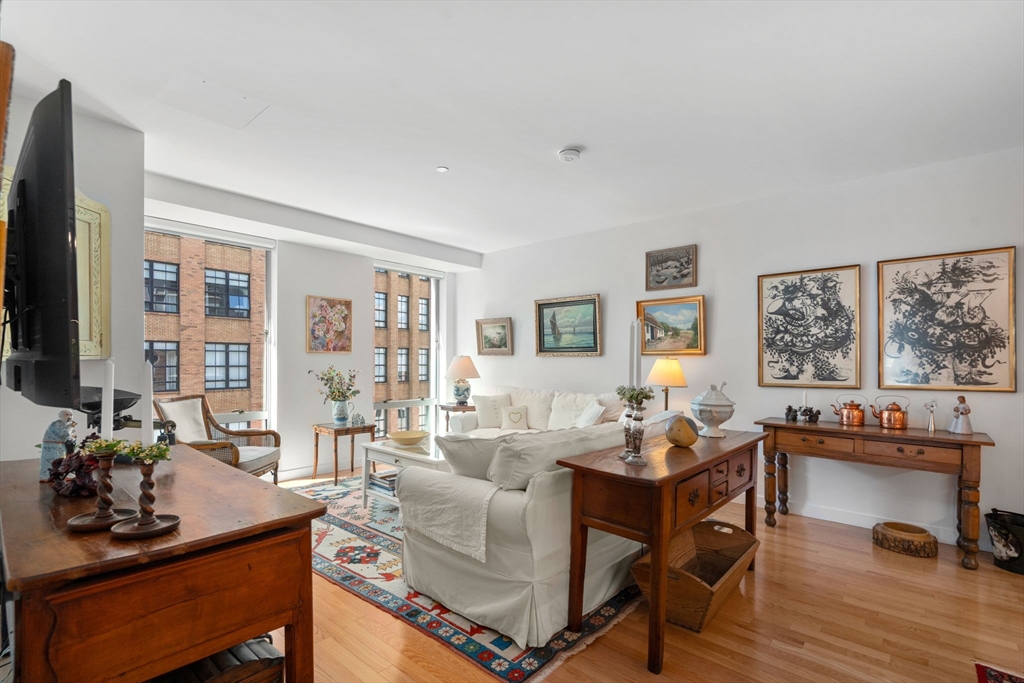 80 Broad Street, Unit 1002 Boston, MA 02110 - Photo 2 of 28