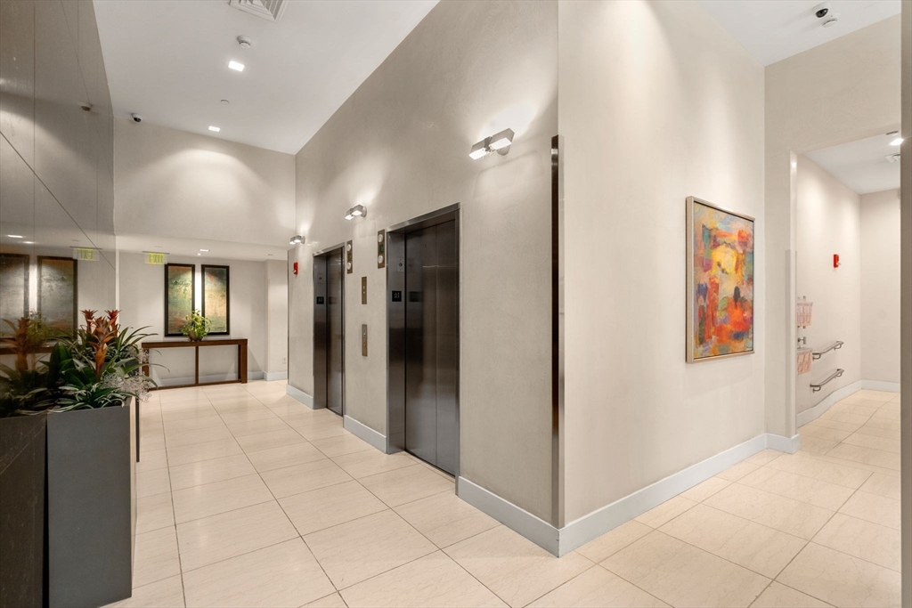 80 Broad Street, Unit 1002 Boston, MA 02110 - Photo 28 of 28