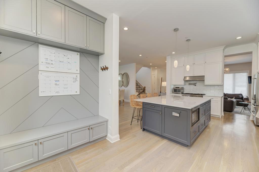 623 East Avenue Park Ridge, IL 60068 - Photo 15 of 46 Gallery Image 15
