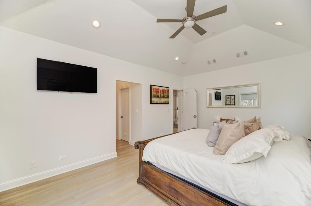 623 East Avenue Park Ridge, IL 60068 - Photo 26 of 46 Gallery Image 26