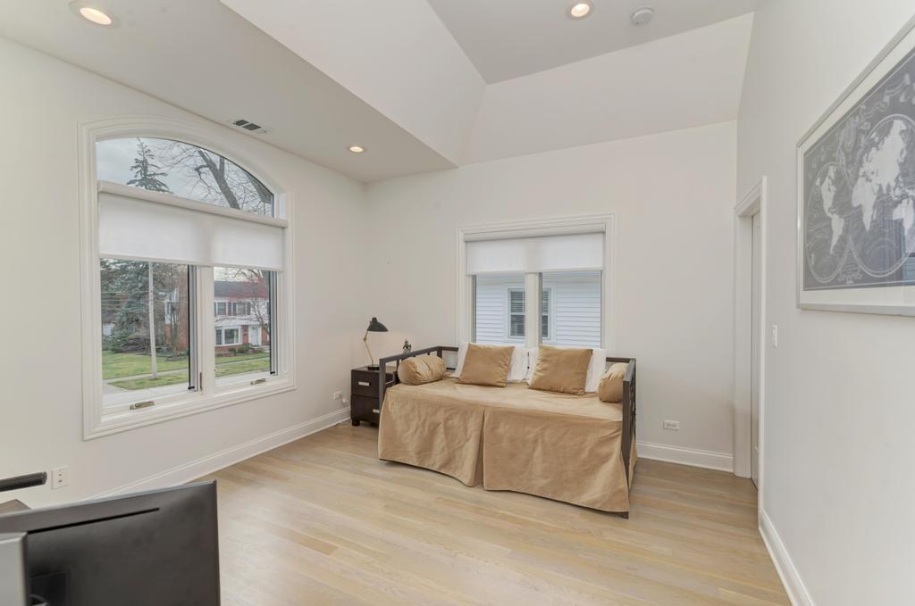 623 East Avenue Park Ridge, IL 60068 - Photo 29 of 46 Gallery Image 29