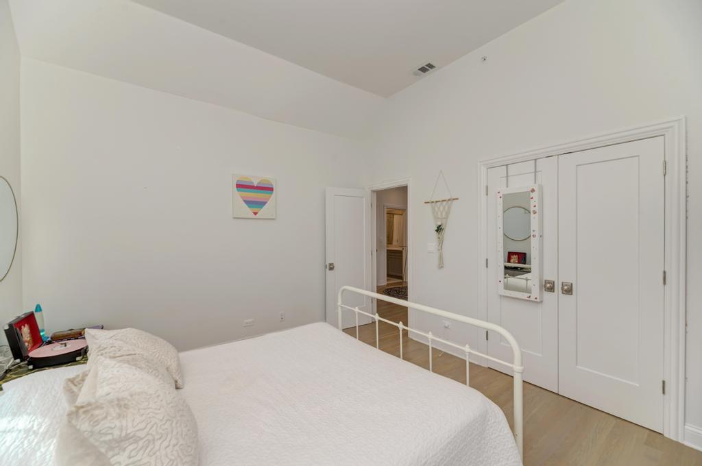 623 East Avenue Park Ridge, IL 60068 - Photo 31 of 46 Gallery Image 31