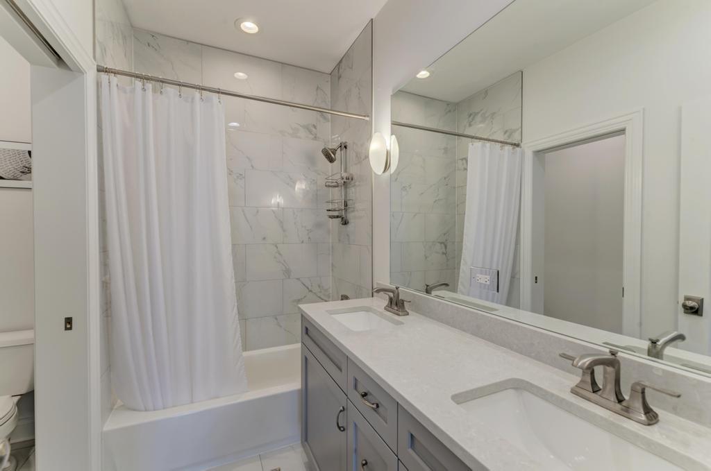 623 East Avenue Park Ridge, IL 60068 - Photo 32 of 46 Gallery Image 32