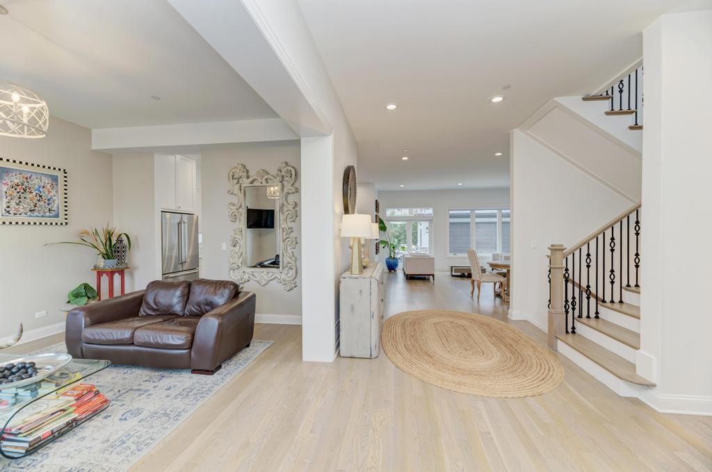 623 East Avenue Park Ridge, IL 60068 - Photo 4 of 46 Gallery Image 4