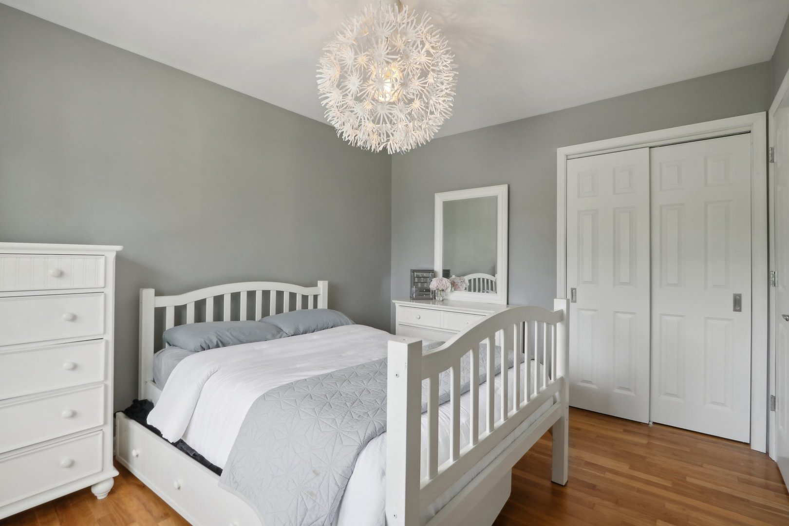 785 Cambridge Lane Hoffman Estates, IL 60169 - Photo 24 of 48 a bedroom with two beds and a dresser