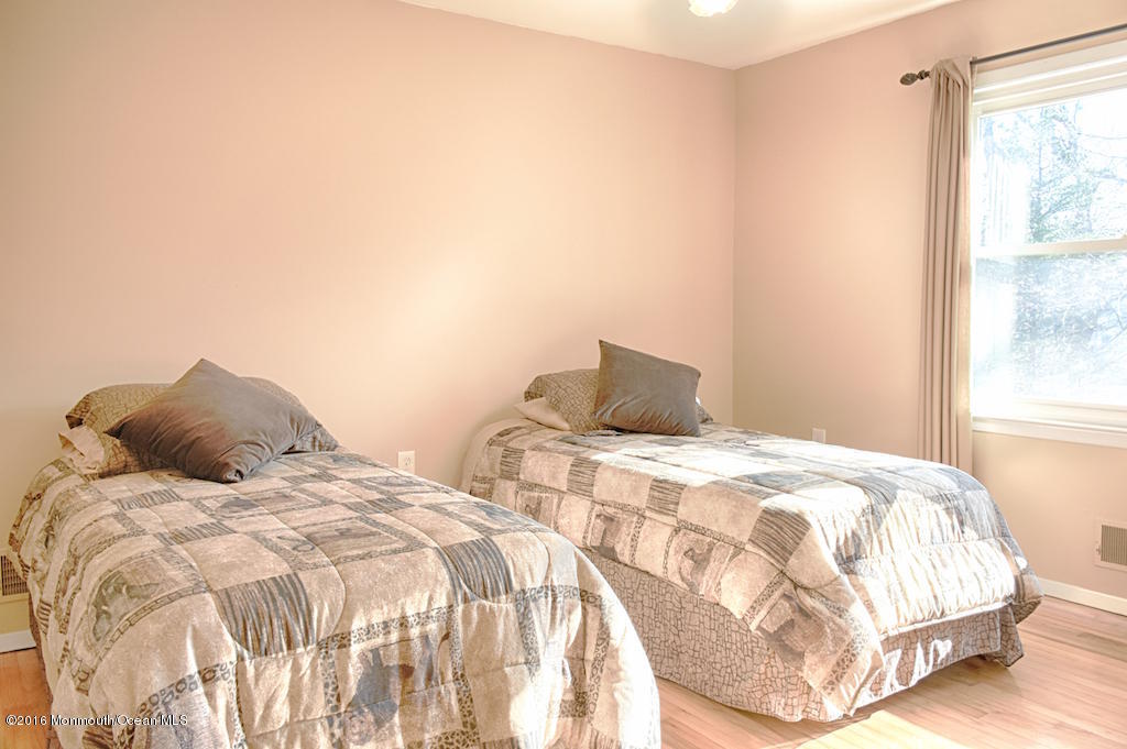 76 East Fish Road Jackson, NJ 08527 - Photo 17 of 38 Bedroom 2