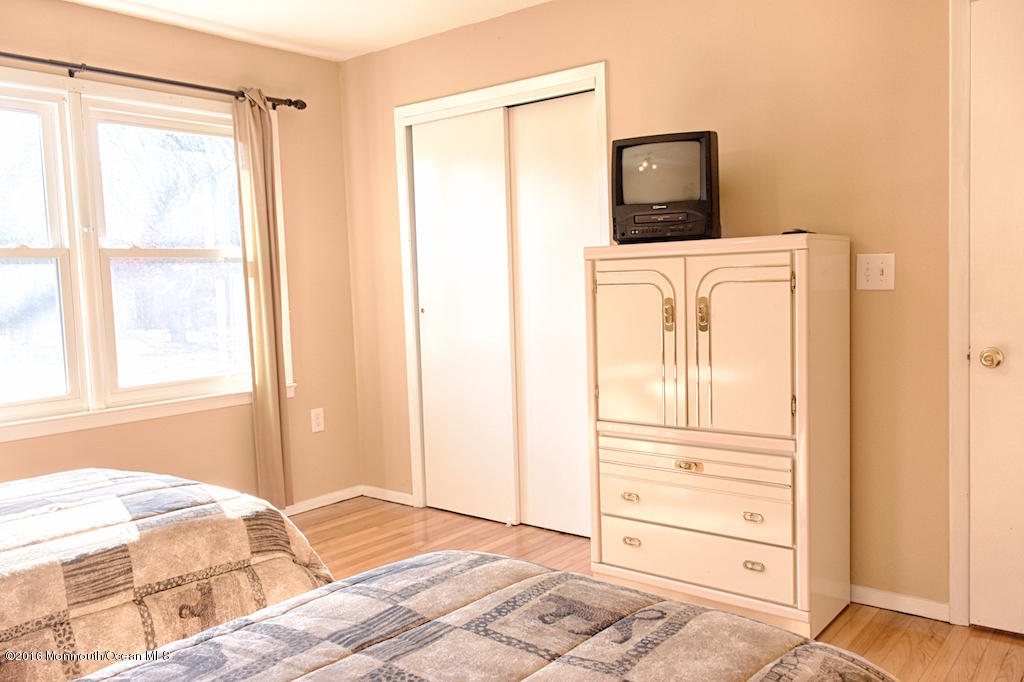 76 East Fish Road Jackson, NJ 08527 - Photo 18 of 38 Bedroom 2