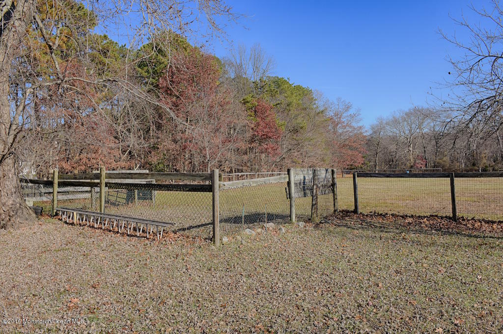 76 East Fish Road Jackson, NJ 08527 - Photo 6 of 38 014