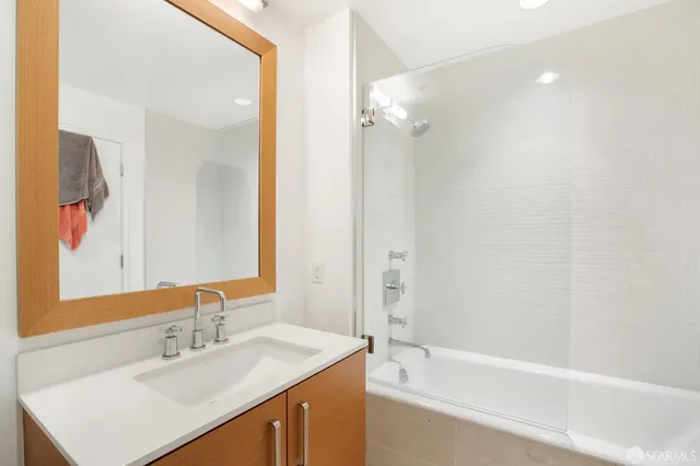$3,100 | 74 New Montgomery Street, Unit 609, San Francisco, CA 94105