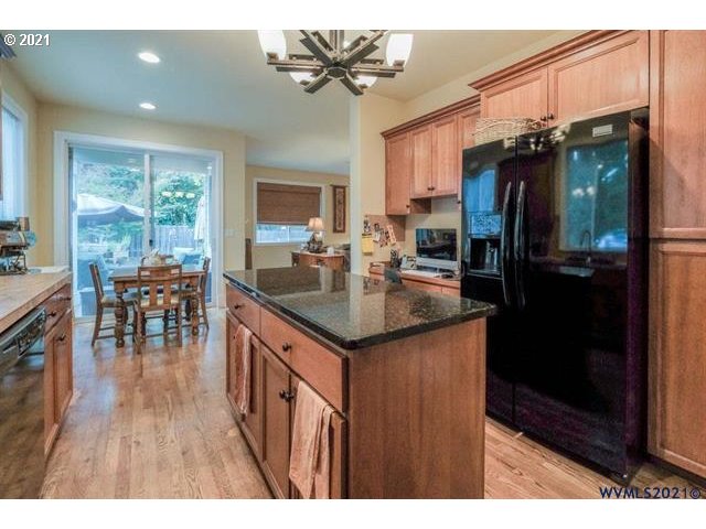 6249 Southwest Timber Ridge Drive Corvallis, OR 97333 - Photo 5 of 32 Gallery Image 5