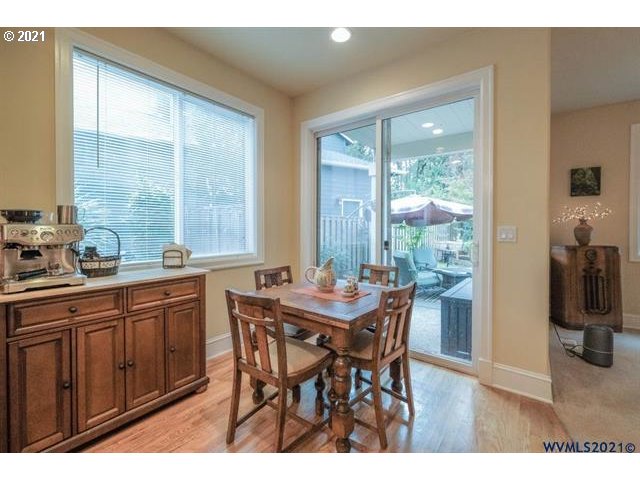 6249 Southwest Timber Ridge Drive Corvallis, OR 97333 - Photo 6 of 32 Gallery Image 6