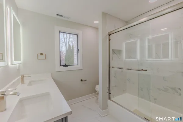 $714,900 | 39 Farm Hill Road, Wallingford, CT 06492