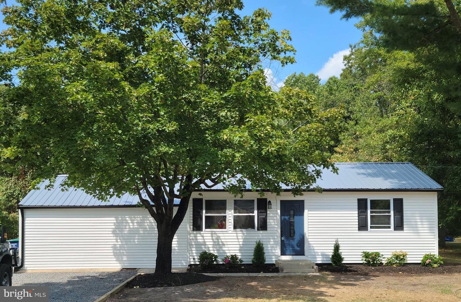 135 Colin Road Williamstown, NJ 08094 - Photo 1 of 34 Gallery Image 1