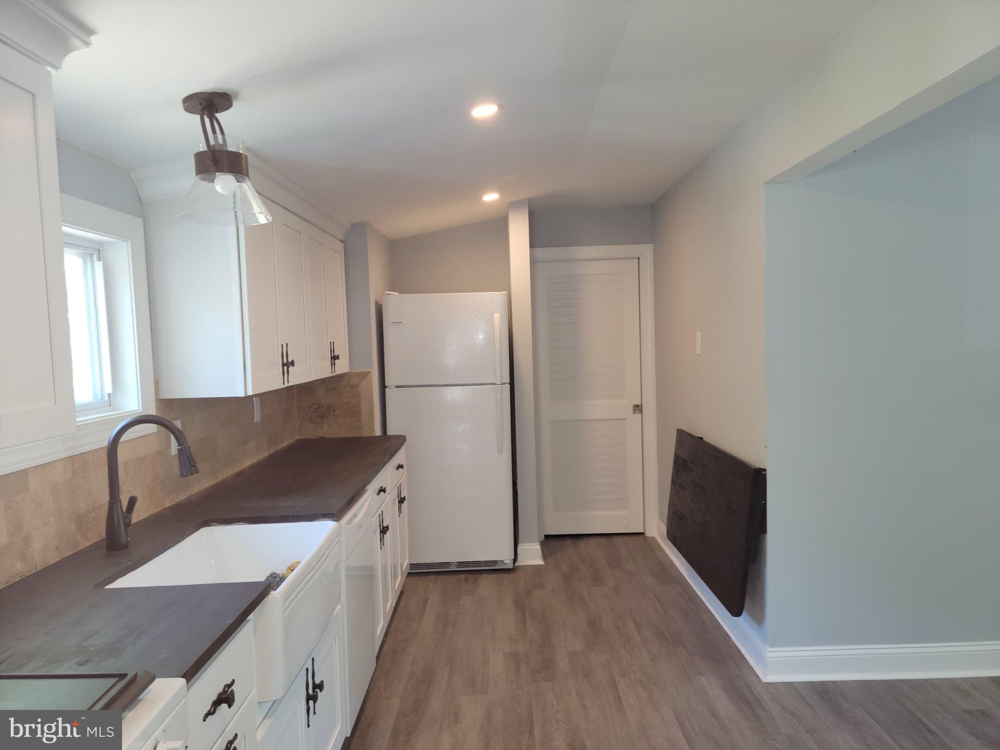 135 Colin Road Williamstown, NJ 08094 - Photo 8 of 34 Gallery Image 8
