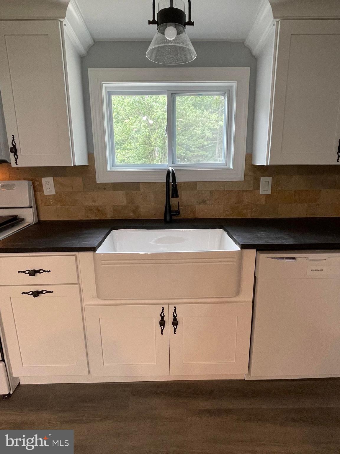 135 Colin Road Williamstown, NJ 08094 - Photo 10 of 34 Gallery Image 10
