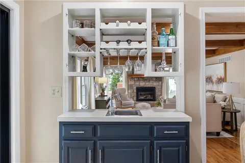 $605,000 | 12844 Granada Lane, Leawood, KS 66209