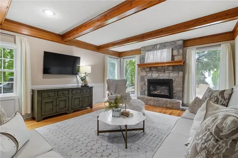 $605,000 | 12844 Granada Lane, Leawood, KS 66209