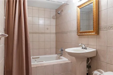 $605,000 | 12844 Granada Lane, Leawood, KS 66209