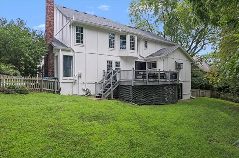 $605,000 | 12844 Granada Lane, Leawood, KS 66209