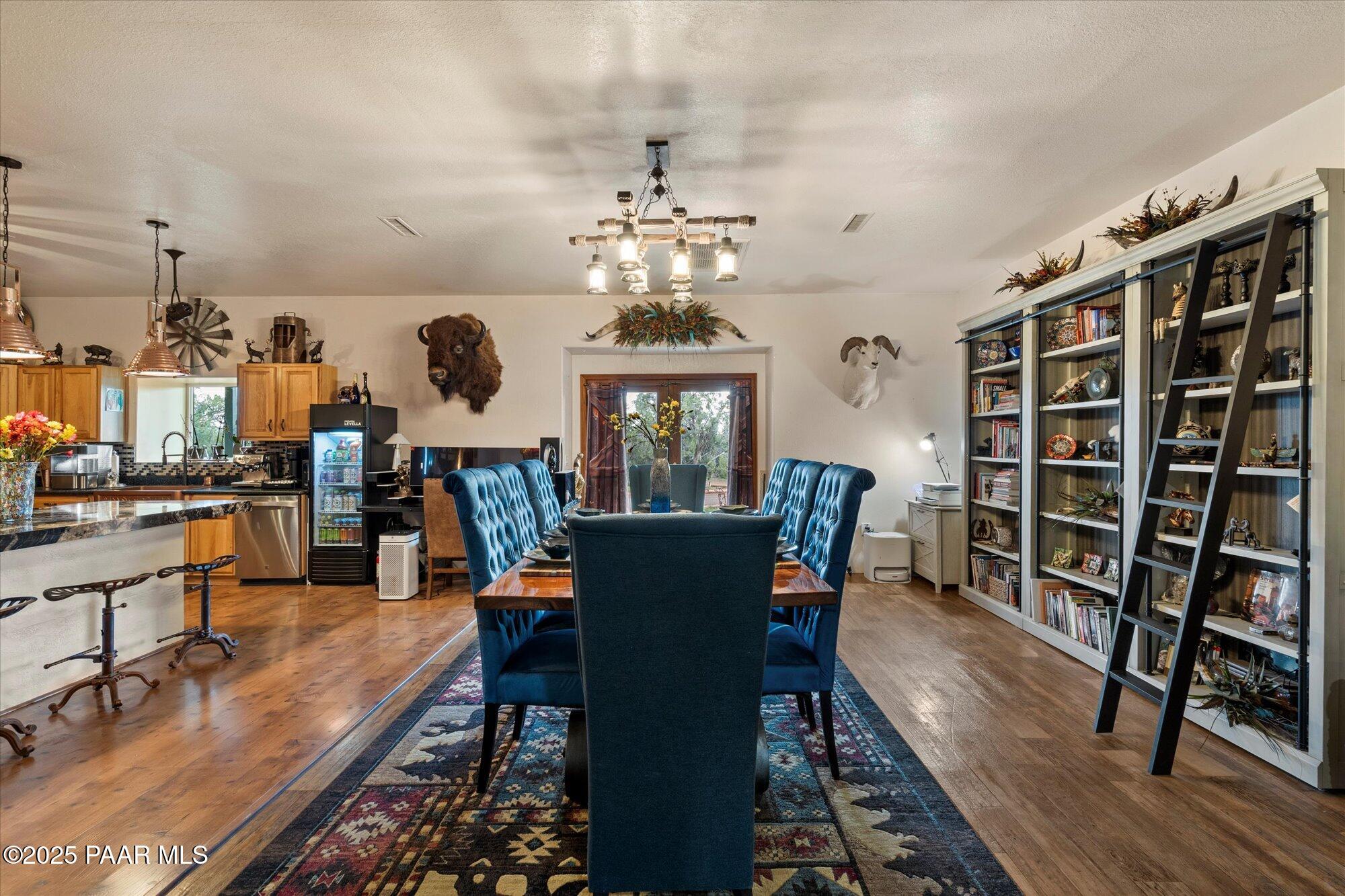 33425 Cowboy Clint Road Seligman, AZ 86337 - Photo 19 of 79 Dining Room