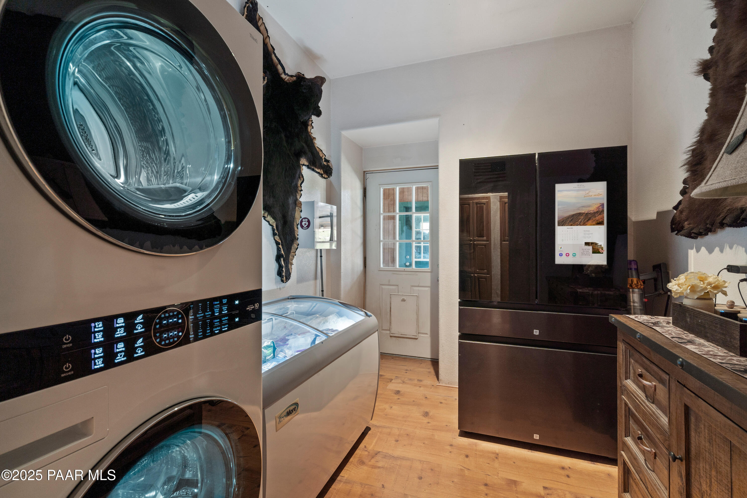 33425 Cowboy Clint Road Seligman, AZ 86337 - Photo 36 of 79 a kitchen with a stove and a refrigerator