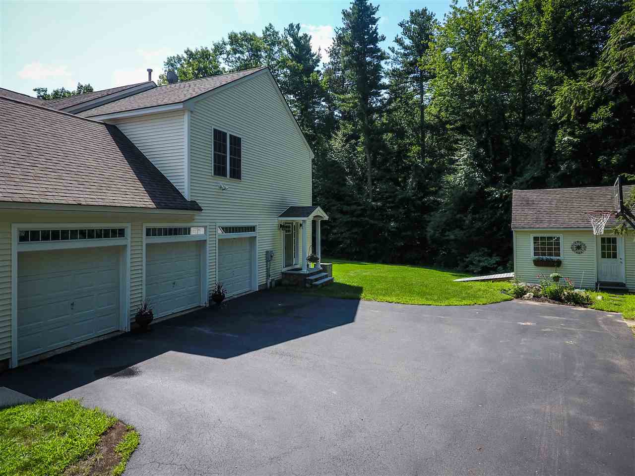 32 Barr Farm Road Bedford, NH 03110 - Photo 37 of 40