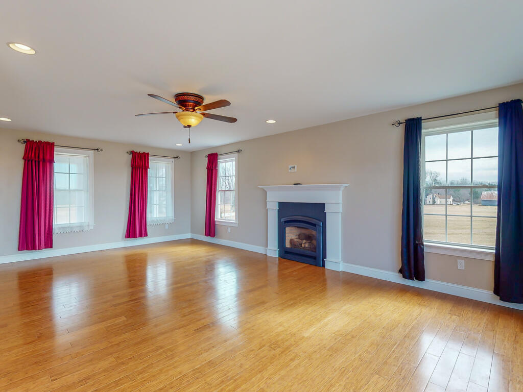 579 River Road Biddeford, ME 04005 - Photo 9 of 43 579RiverRd-Dayton-15