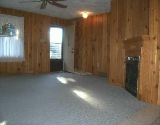 1281 Shenango Road Big Beaver, PA 16115 - Photo 6 of 8 Living Room.