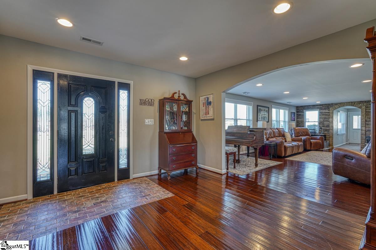 1307 State Rd S-11-285 Gaffney, SC 29340 - Photo 4 of 36 Gallery Image 4