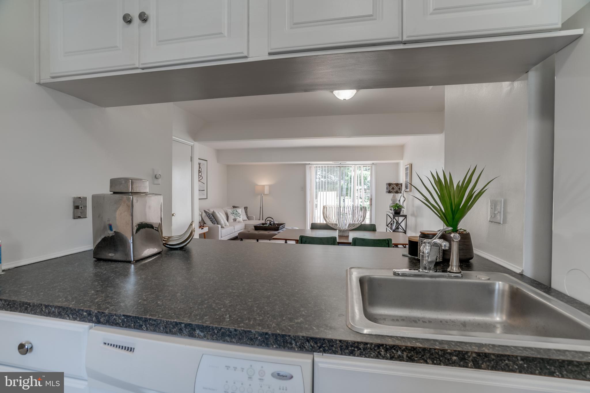 14512 Golden Oak Road Centreville, VA 20121 - Photo 16 of 31 Gallery Image 16