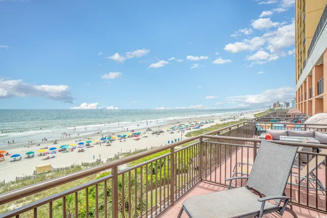 $209,900 | 6900 North Ocean Boulevard, Unit 519, Myrtle Beach, SC 29572