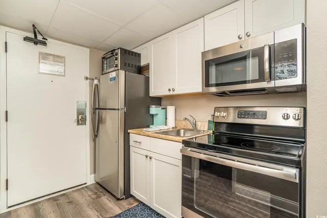 $209,900 | 6900 North Ocean Boulevard, Unit 519, Myrtle Beach, SC 29572