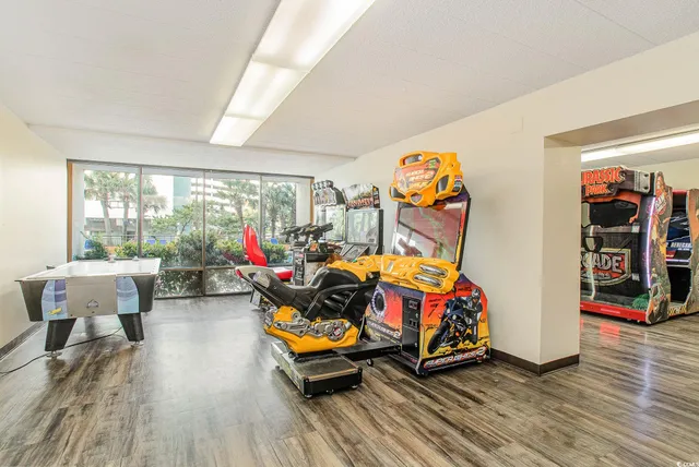 $209,900 | 6900 North Ocean Boulevard, Unit 519, Myrtle Beach, SC 29572