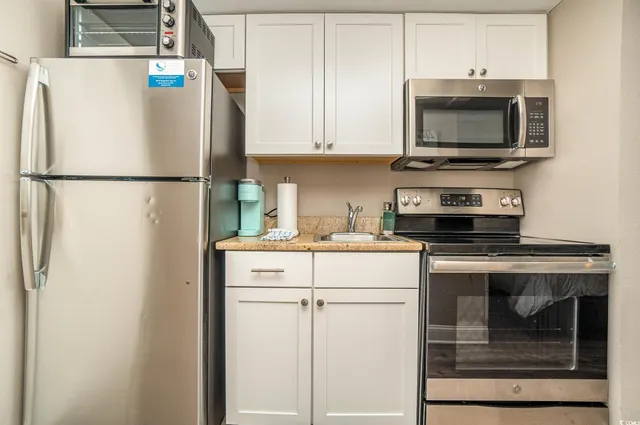 $209,900 | 6900 North Ocean Boulevard, Unit 519, Myrtle Beach, SC 29572