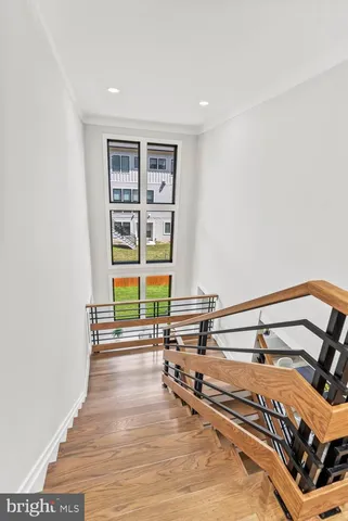 $2,599,000 | 501 Yeonas Drive Southwest, Vienna, VA 22180