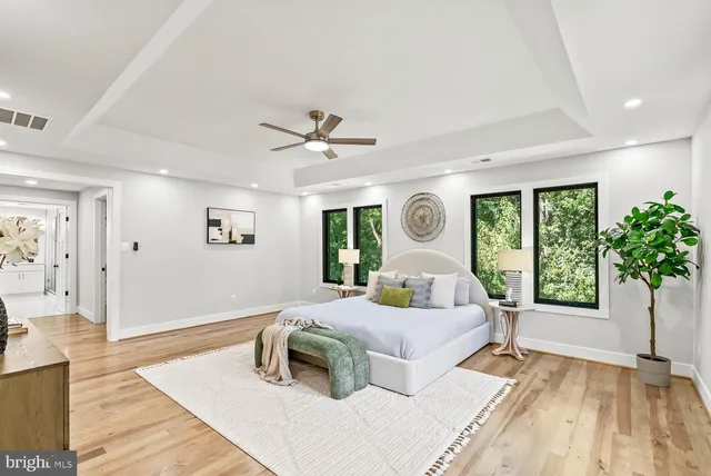 $2,599,000 | 501 Yeonas Drive Southwest, Vienna, VA 22180