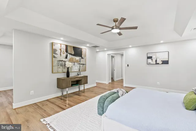 $2,599,000 | 501 Yeonas Drive Southwest, Vienna, VA 22180