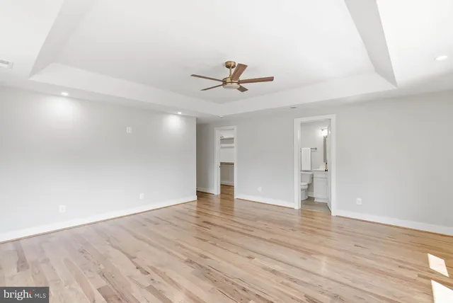 $2,599,000 | 501 Yeonas Drive Southwest, Vienna, VA 22180