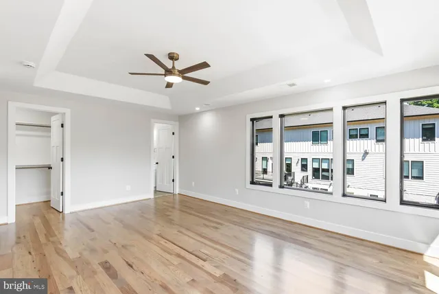 $2,599,000 | 501 Yeonas Drive Southwest, Vienna, VA 22180