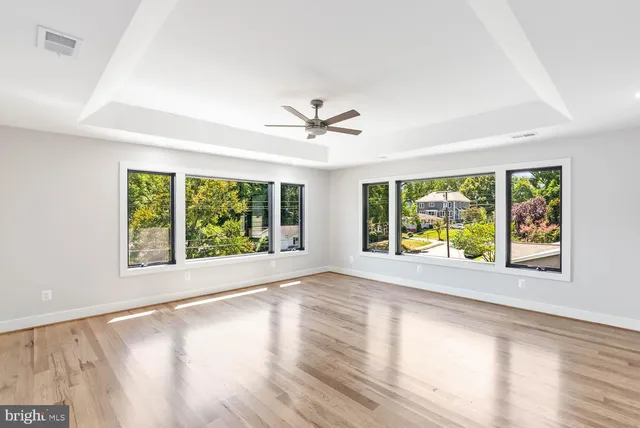 $2,599,000 | 501 Yeonas Drive Southwest, Vienna, VA 22180