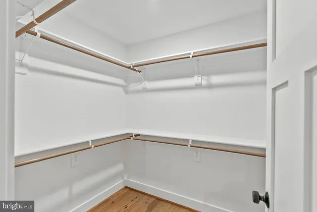 $2,599,000 | 501 Yeonas Drive Southwest, Vienna, VA 22180