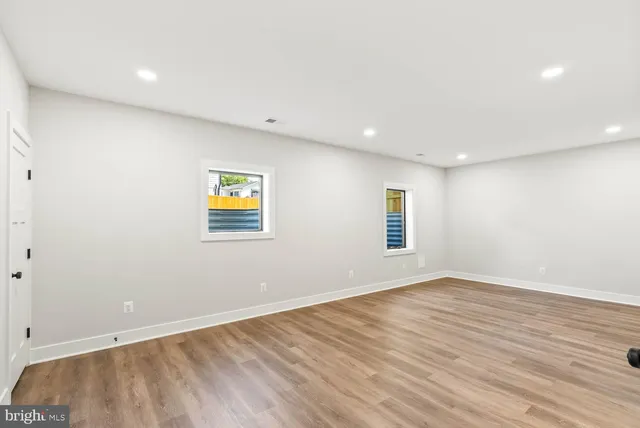 $2,599,000 | 501 Yeonas Drive Southwest, Vienna, VA 22180