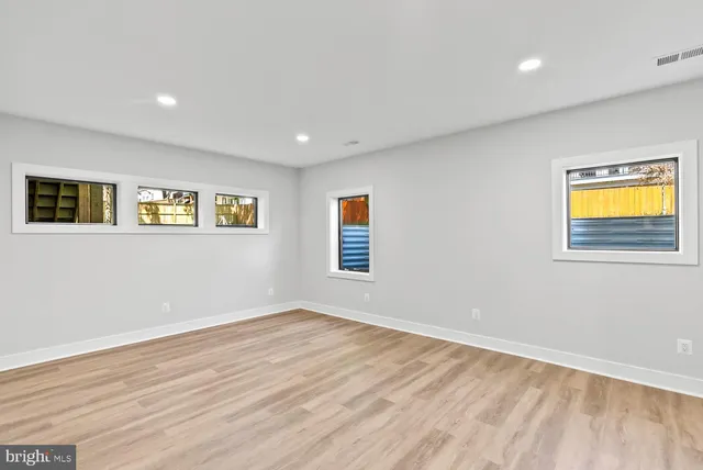 $2,599,000 | 501 Yeonas Drive Southwest, Vienna, VA 22180