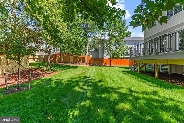 $2,674,900 | 501 Yeonas Drive Southwest, Vienna, VA 22180