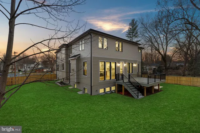 $2,599,000 | 501 Yeonas Drive Southwest, Vienna, VA 22180