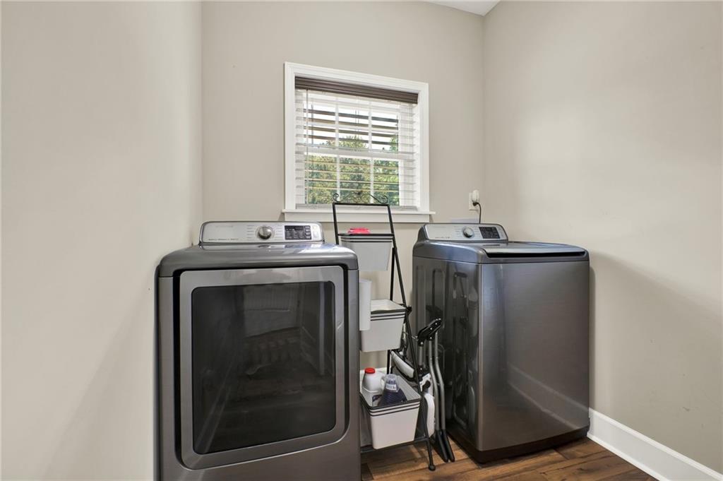 923 County Line Road Resaca, GA 30735 - Photo 23 of 49 a utility room with dryer and washer