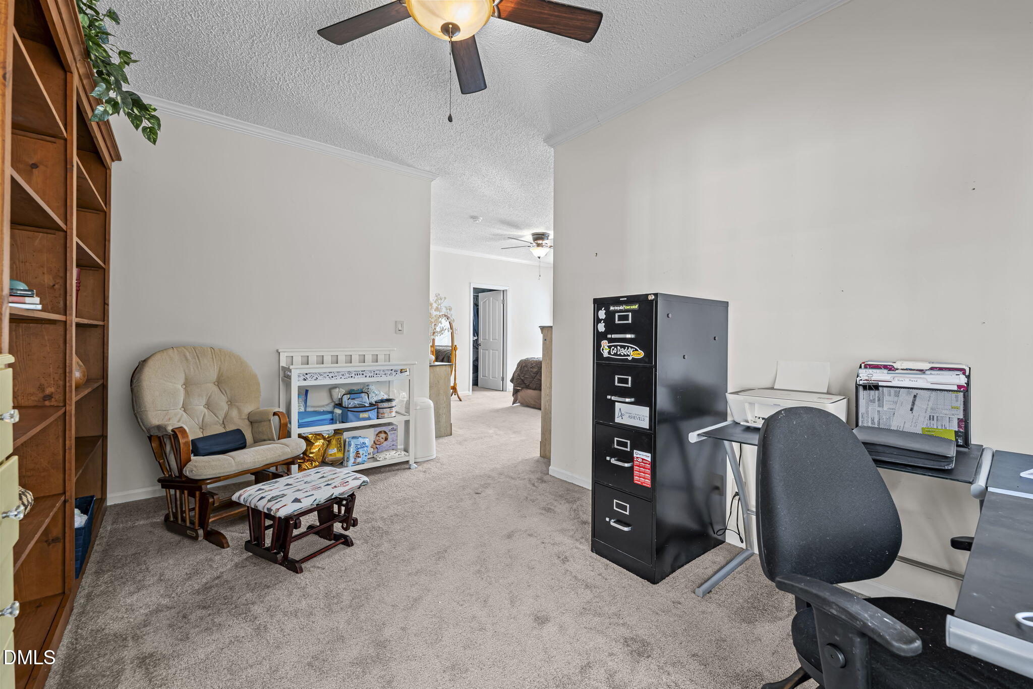 4501 Foreys Court Graham, NC 27253 - Photo 18 of 47 a living room with furniture and a flat screen tv
