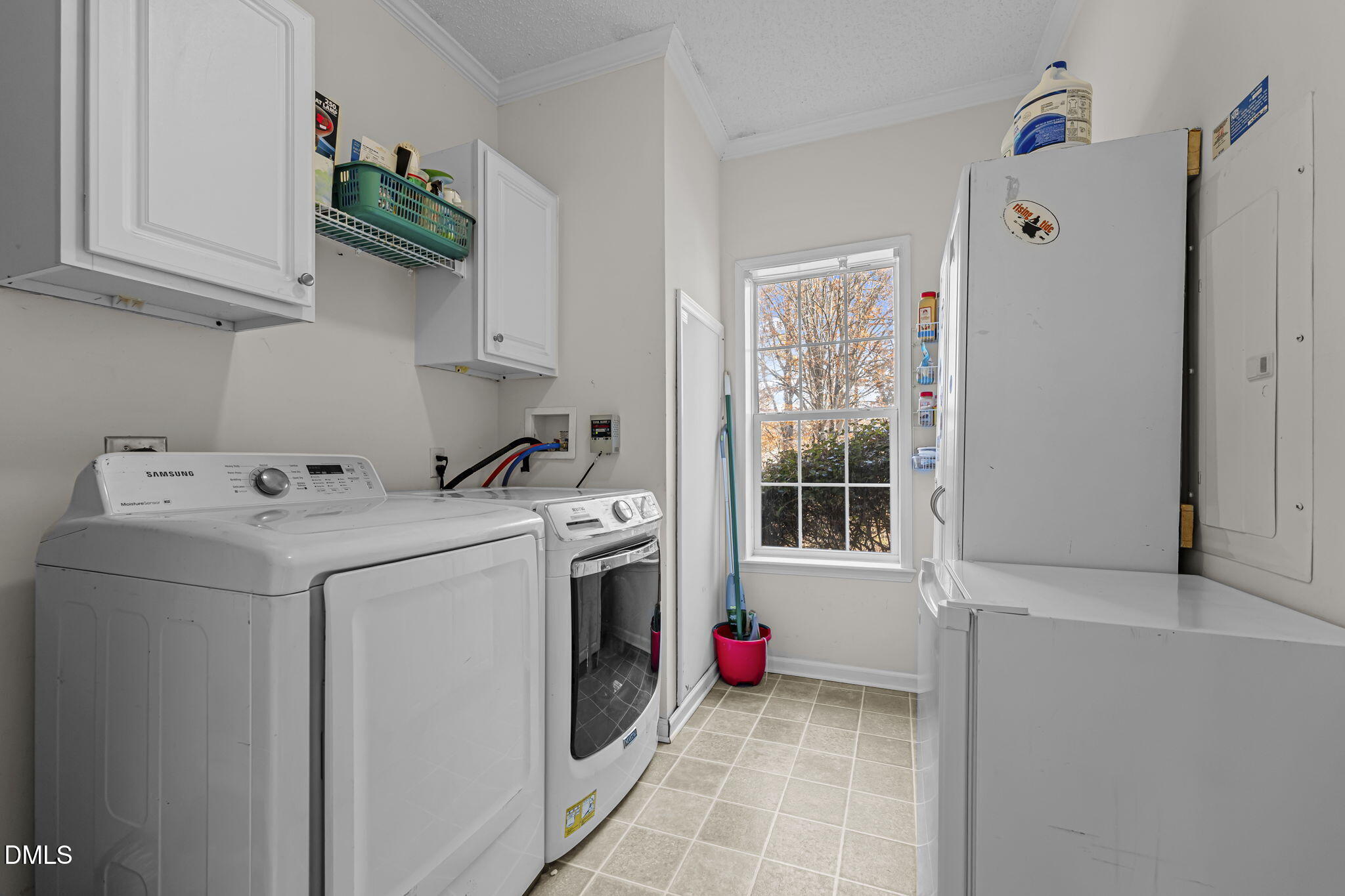 4501 Foreys Court Graham, NC 27253 - Photo 27 of 47 a utility room with dryer and washer