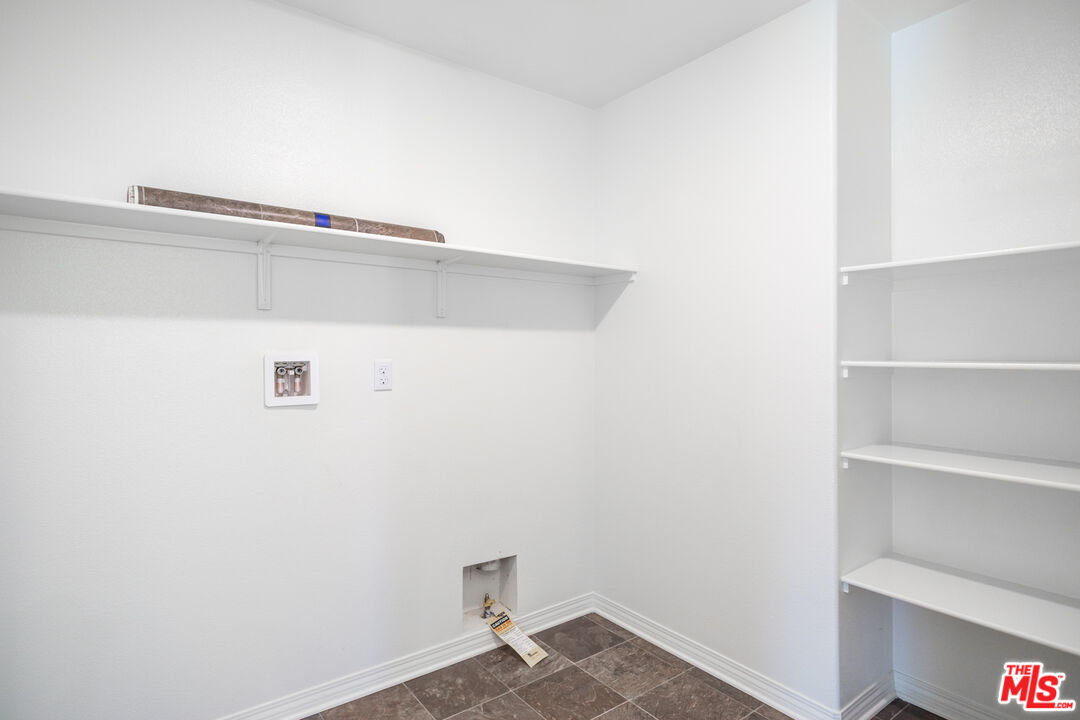 7935 Cold Creek Street Riverside, CA 92507 - Photo 41 of 45 a view of small space