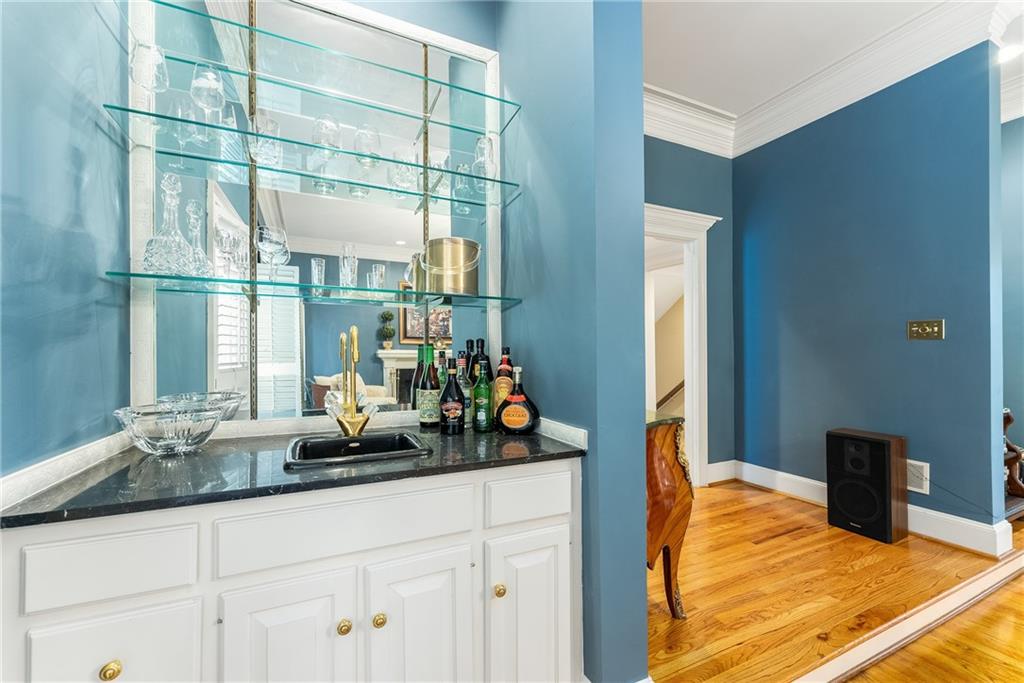 9035 River Run Atlanta, GA 30350 - Photo 16 of 66